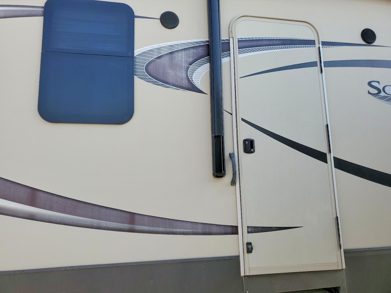 2015 Grandesign 2015 Grand Design Solitude Camper