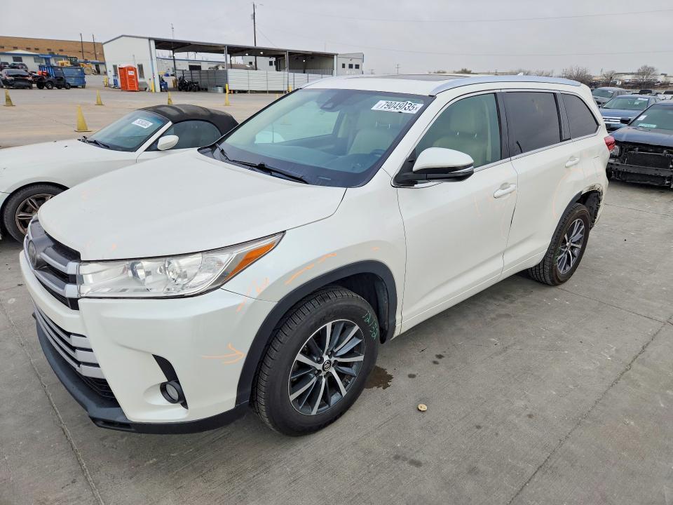 2017 Toyota Highlander xle