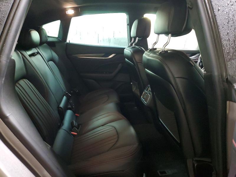 2022 Maserati Levante Base