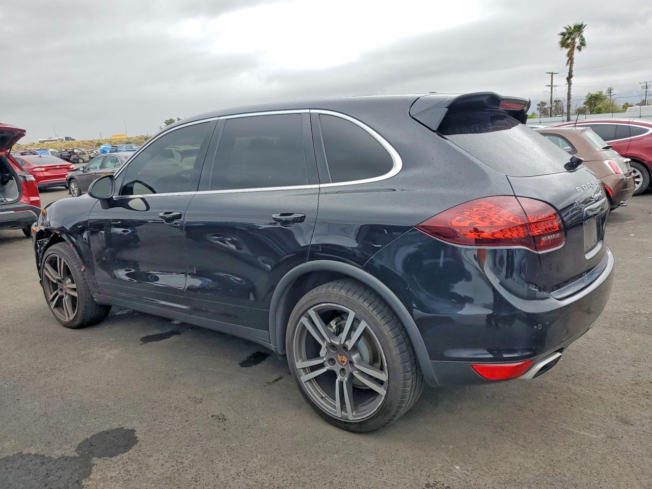 2013 Porsche Cayenne s