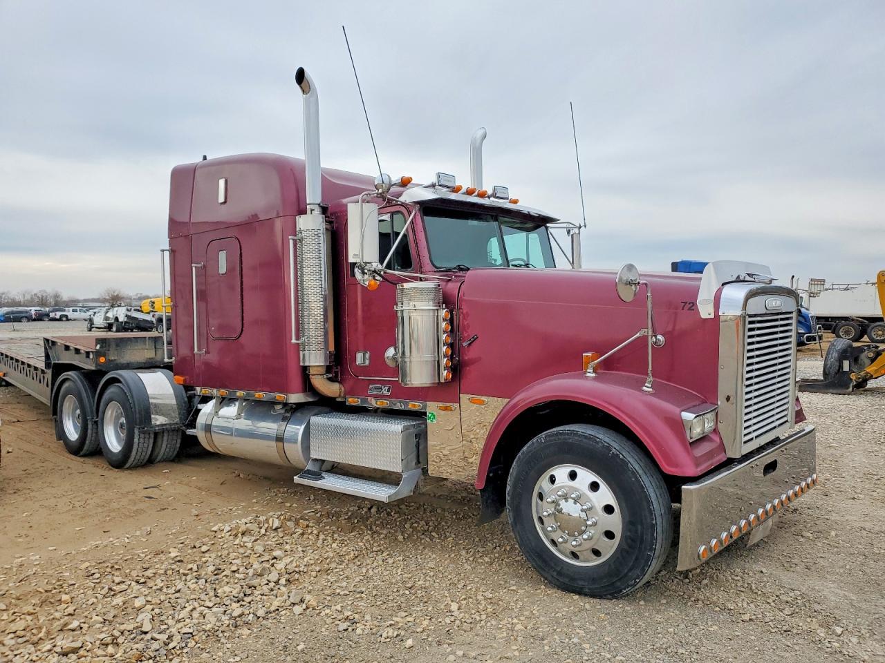 1998 Freigliner 1998 Freightliner Semi Truck