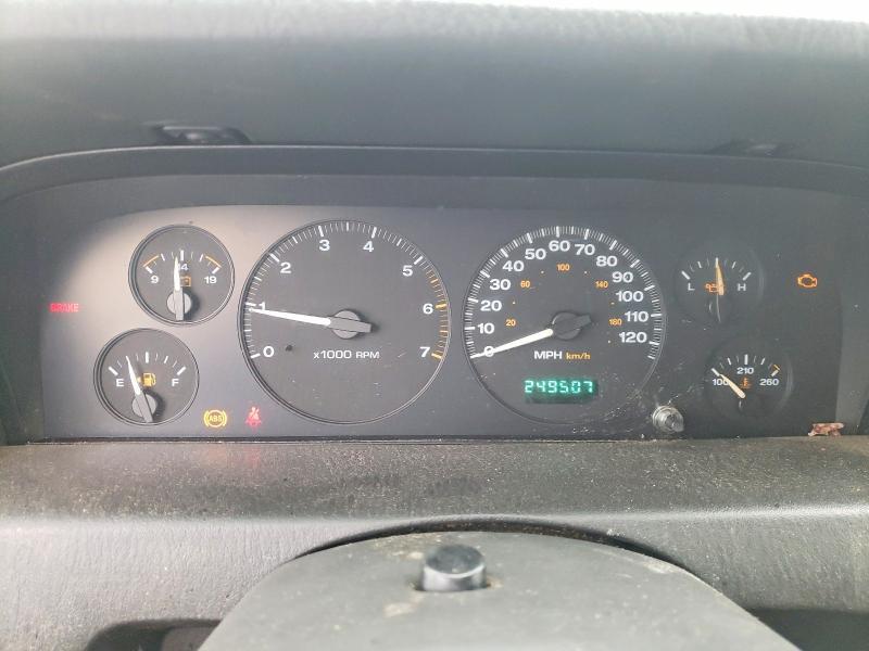 2004 Jeep Grand Cherokee Laredo