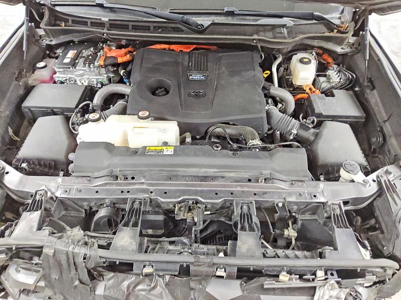 2024 Toyota Tundra Crewmax Limited