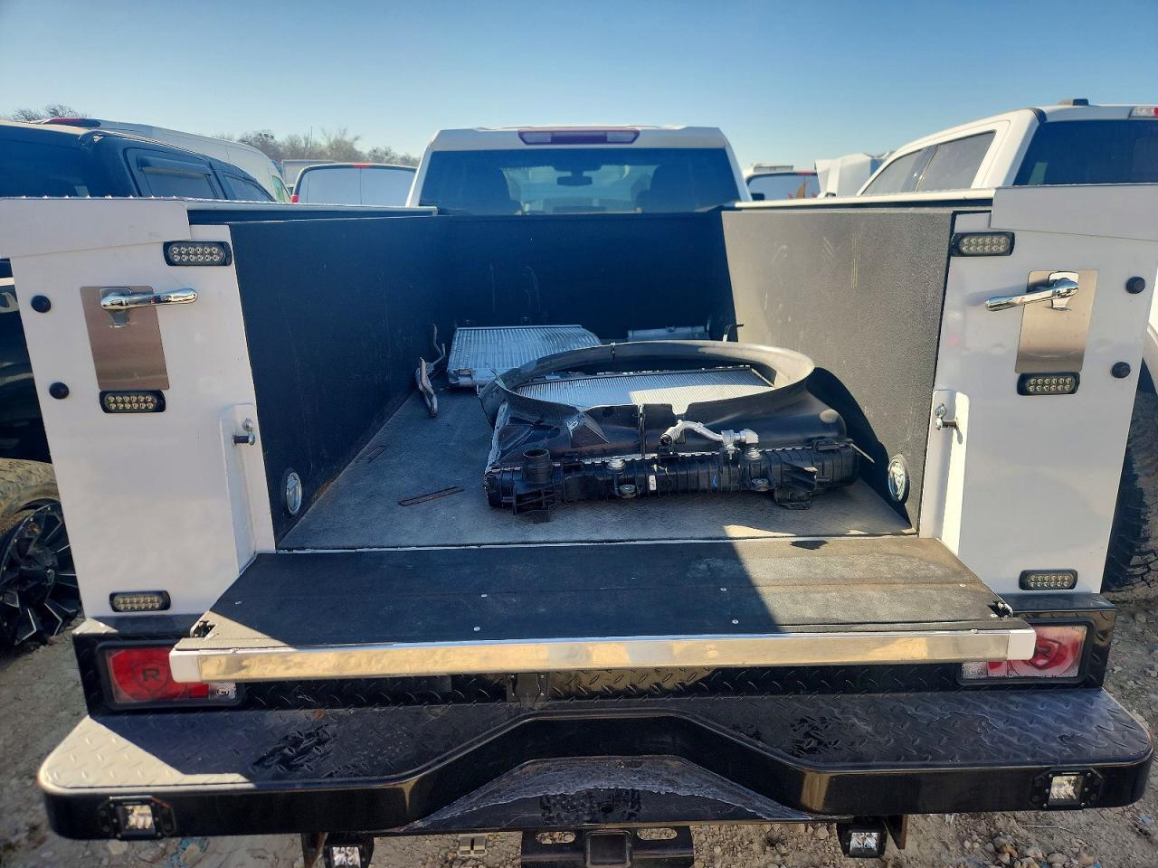 2023 Chev Rolet Silverado HD Utility / Service Truck