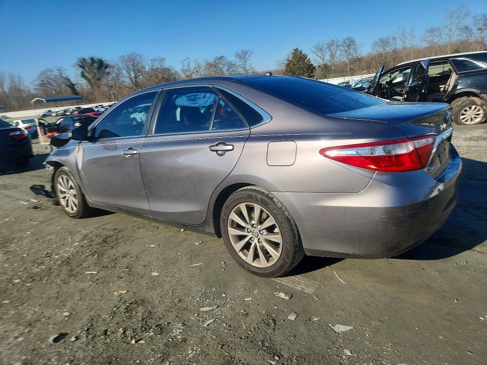 2017 Toyota Camry le