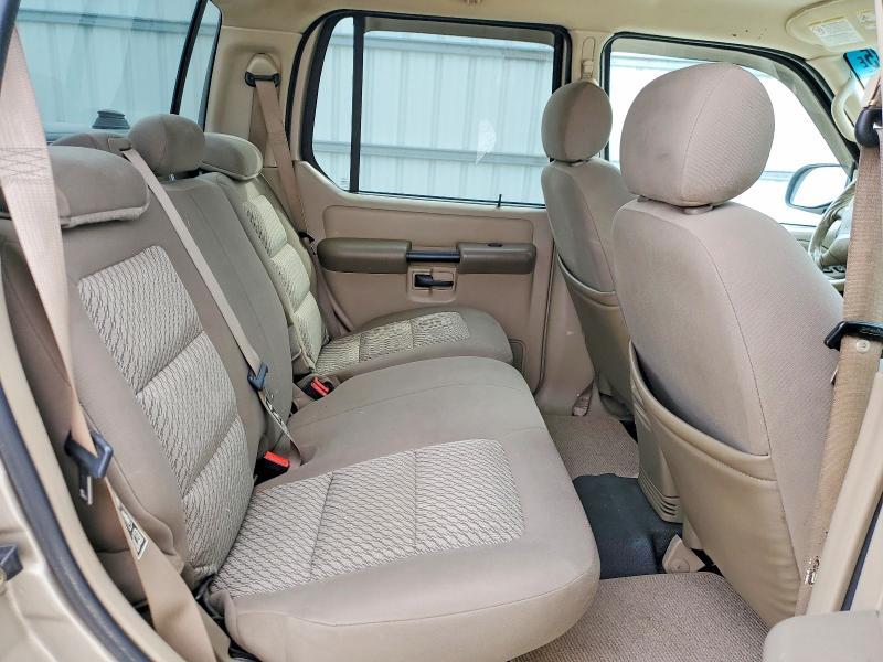 2004 Ford Explorer Sport Trac