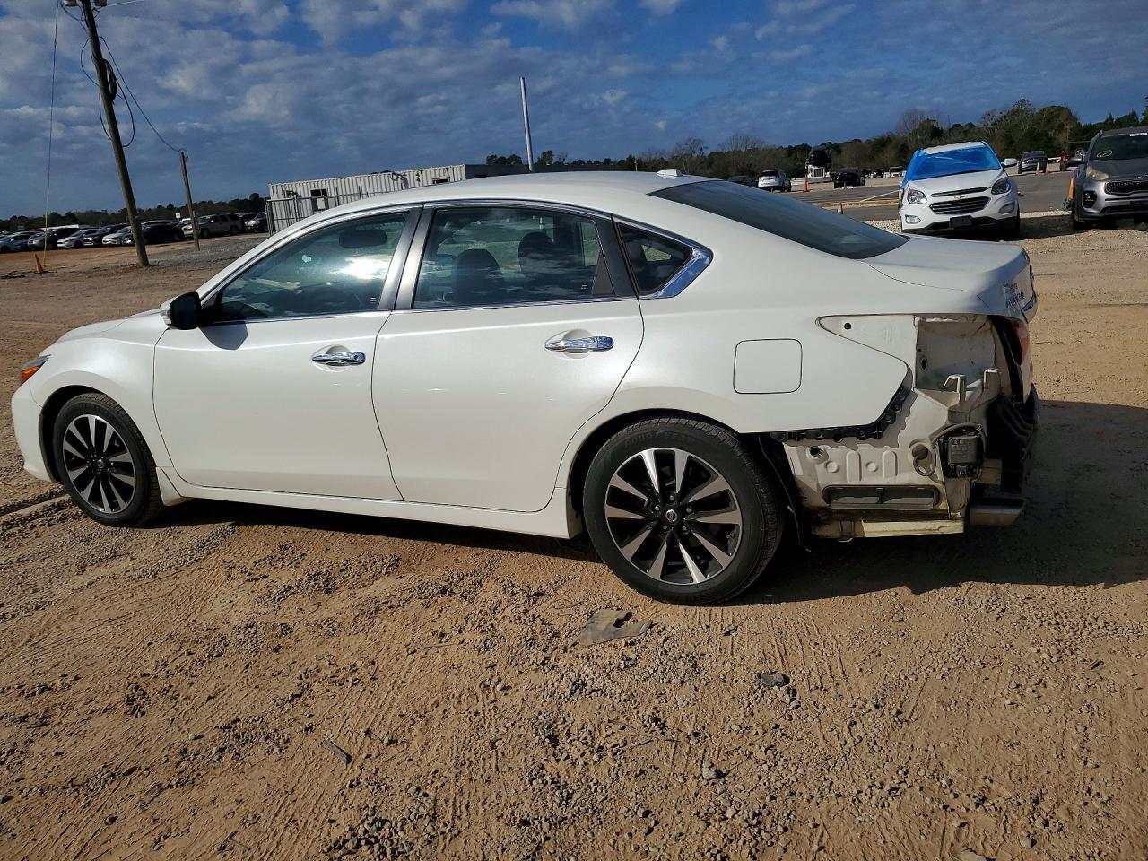 2015 Niss Altima 2.5