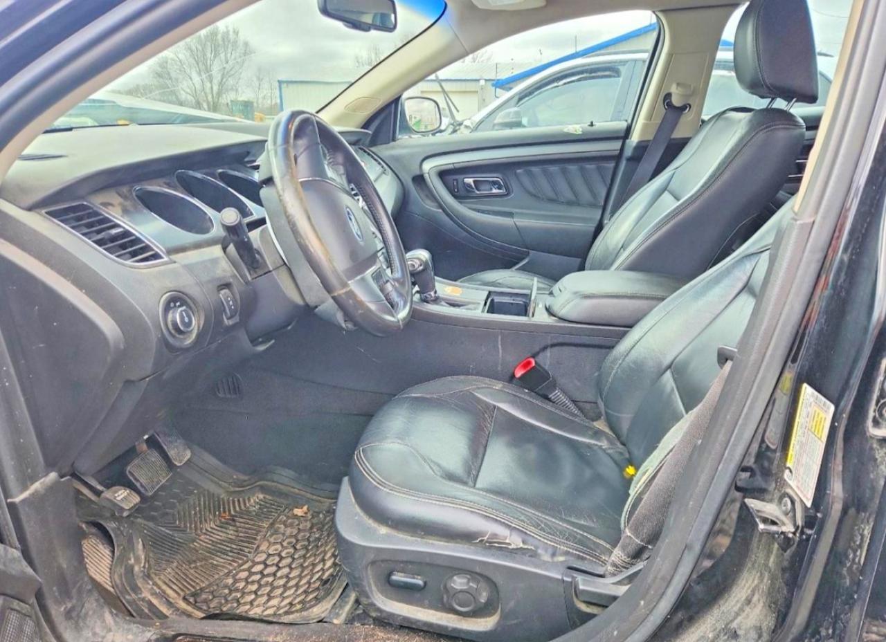 2010 Ford Taurus sel