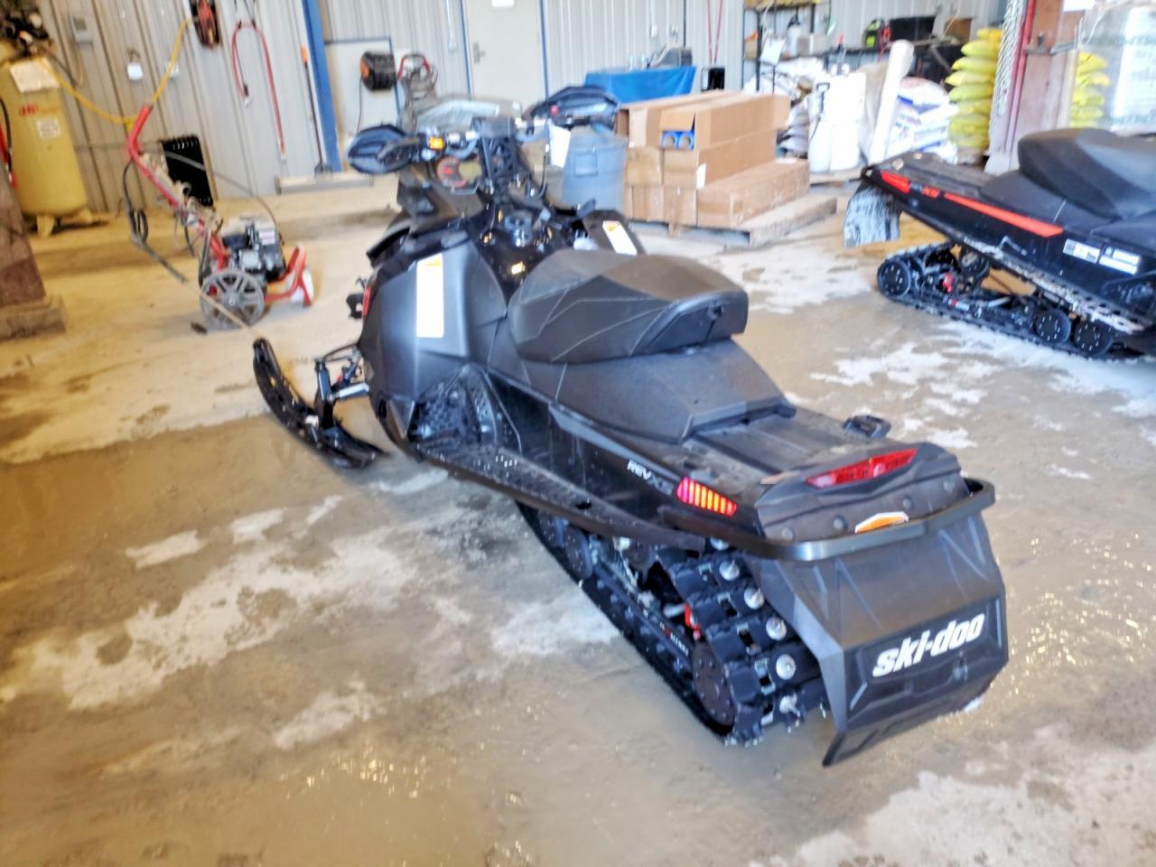 2014 Skidoo Mxzx