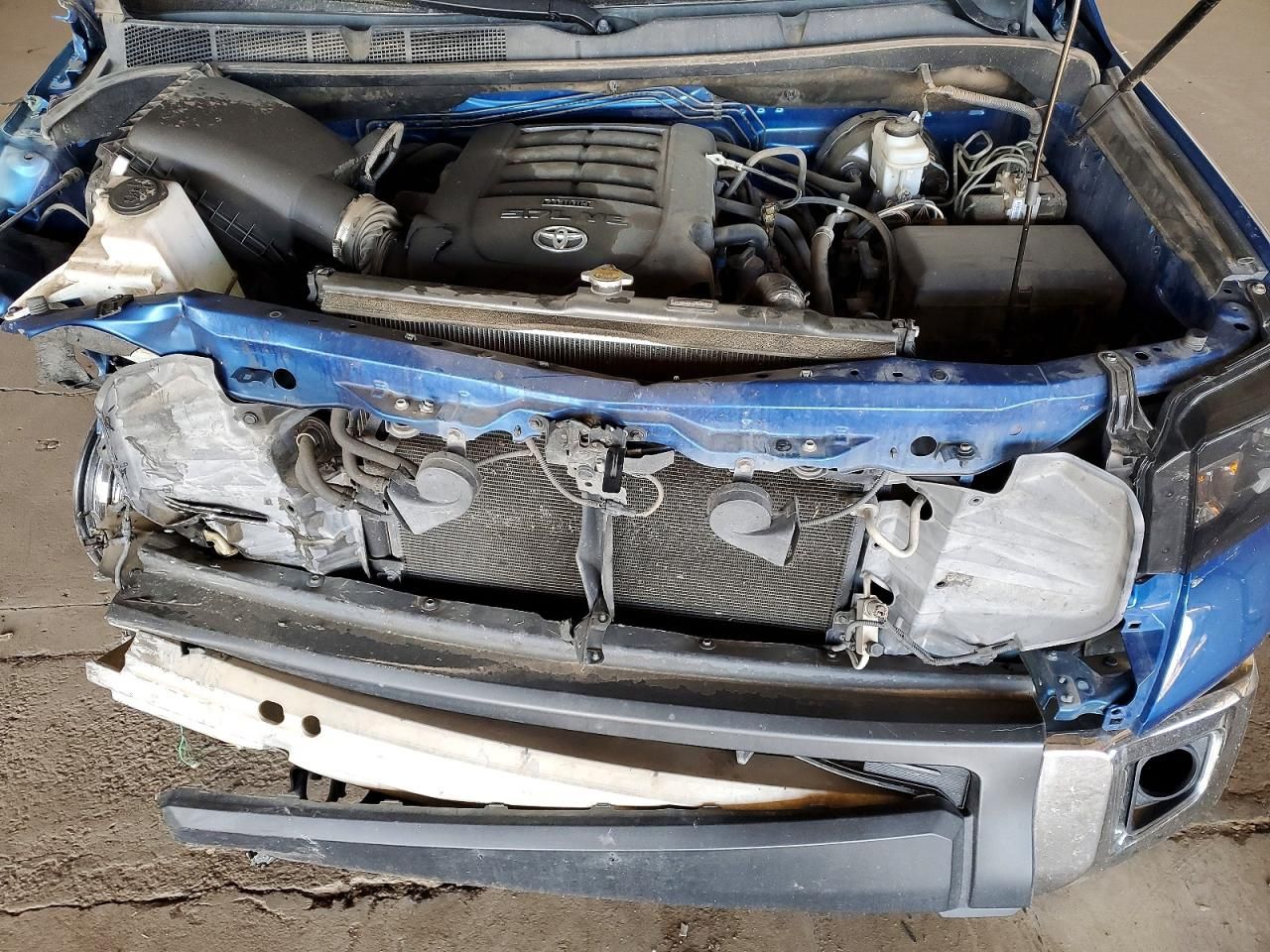 2016 Toyota Tundra Crewmax SR5