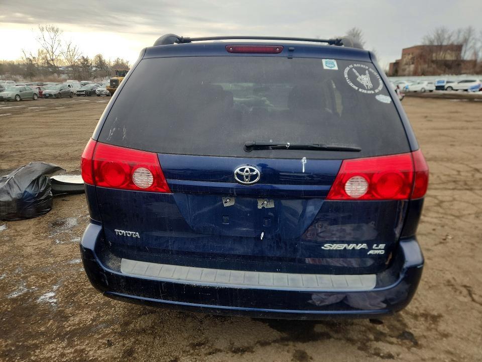 2006 Toyota Sienna l 7-passenger