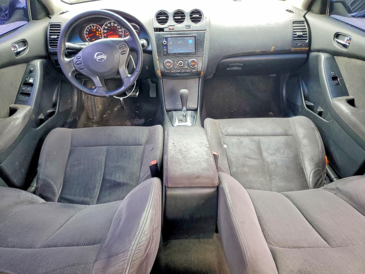 2010 Nissan Altima Base