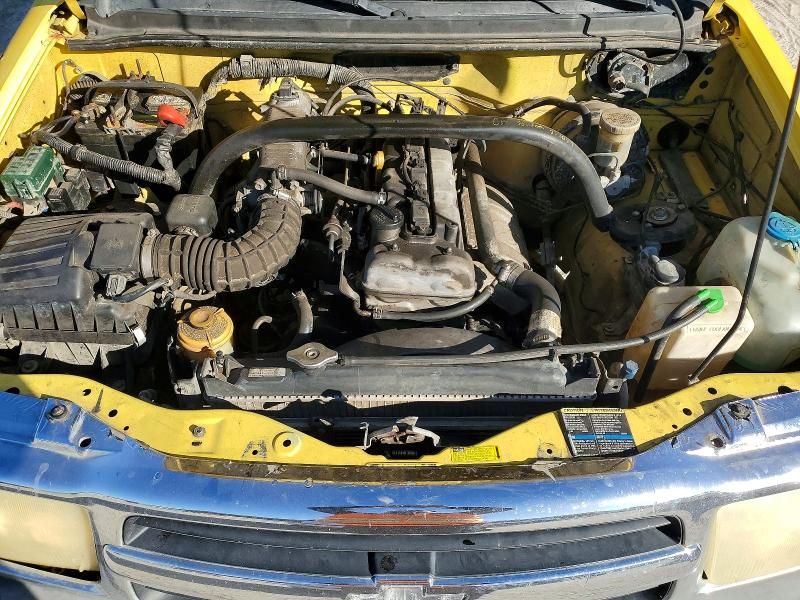 2003 Chevrolet Tracker