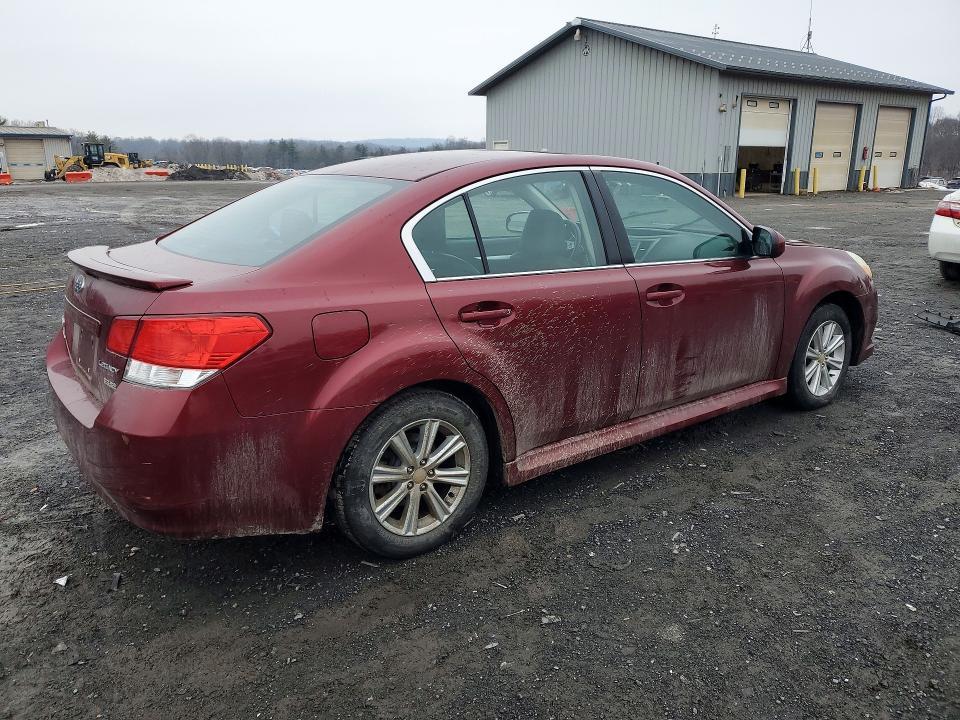 2010 Subaru Legacy 2.5i Premium