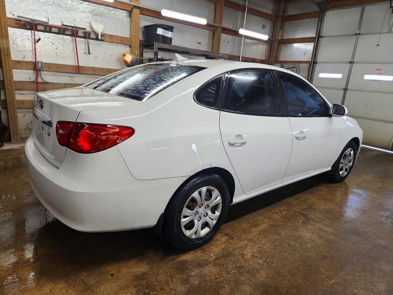 2010 Hyundai Elantra gls