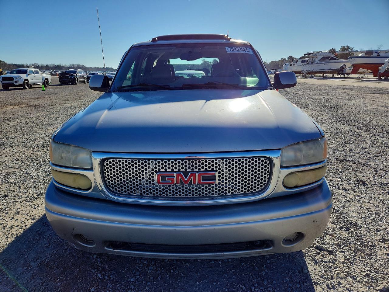 2005 GMC Yukon Denali