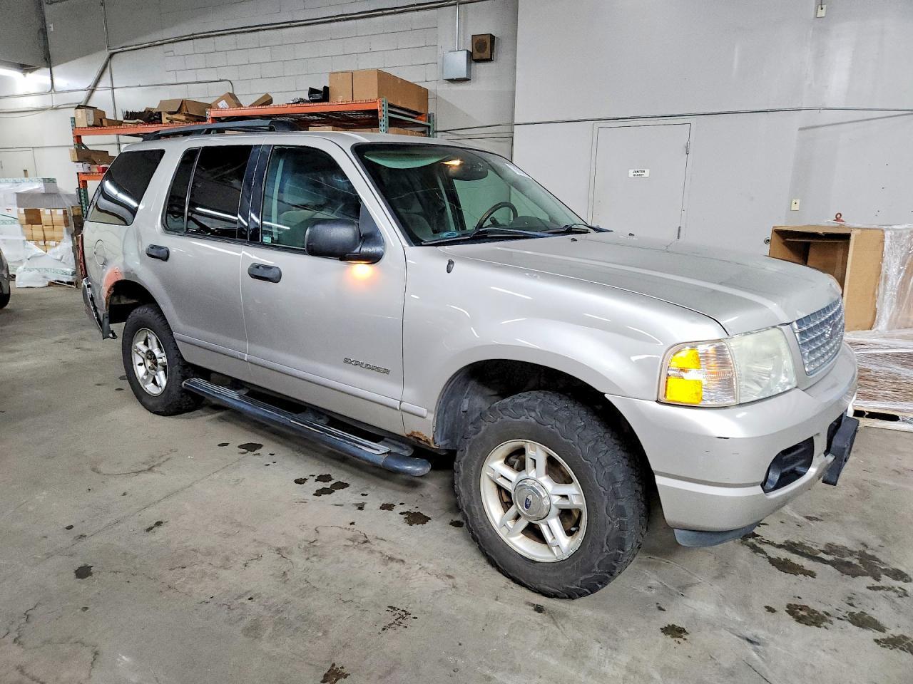2004 Ford Explorer xlt