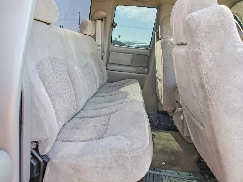 2000 Chevrolet Silverado C1500