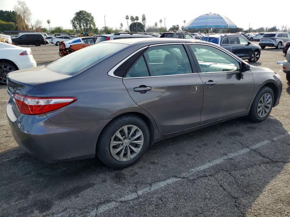 2017 Toyota Camry le