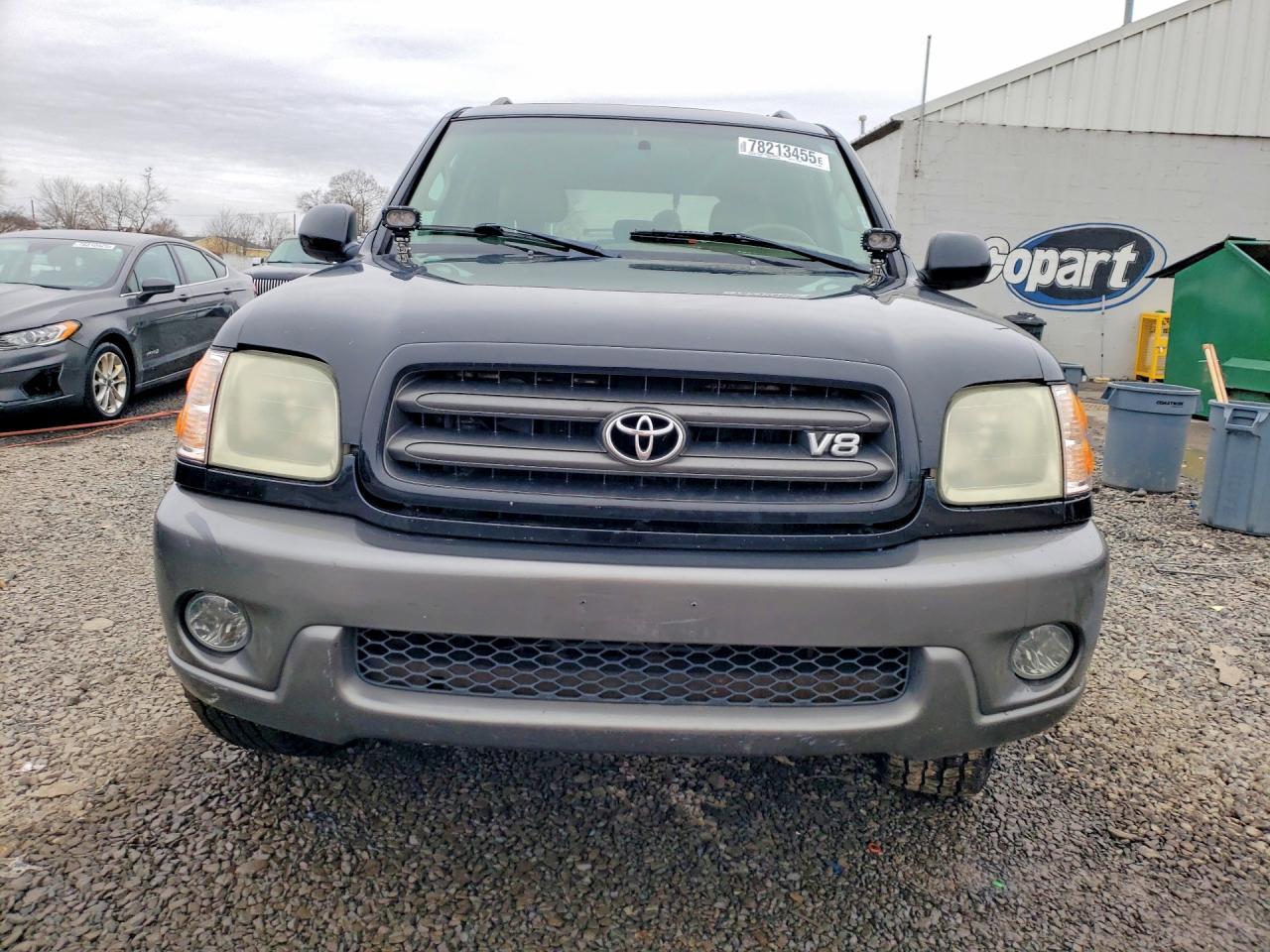 2004 Toyota Sequoia SR5