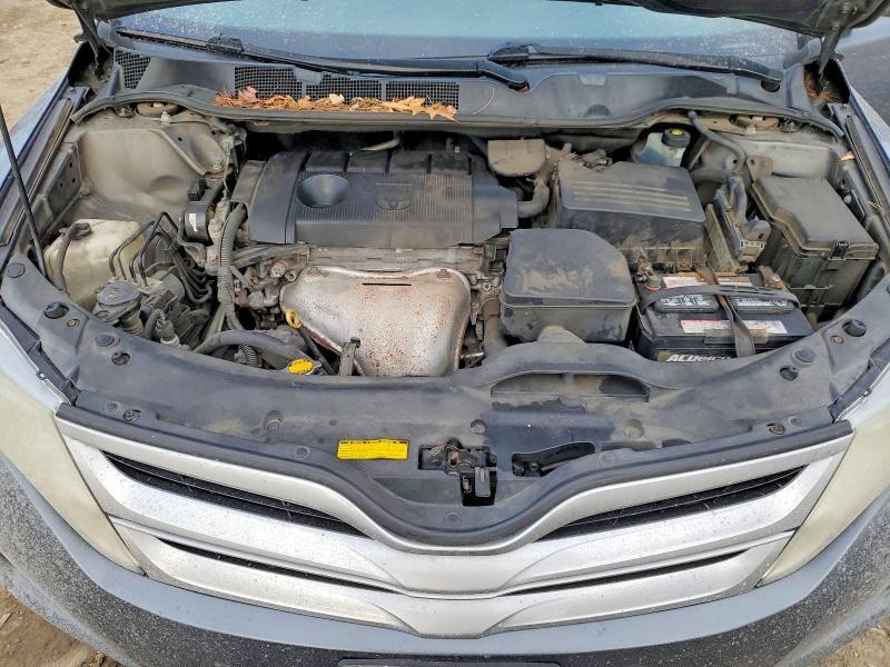 2013 Toyota Venza le