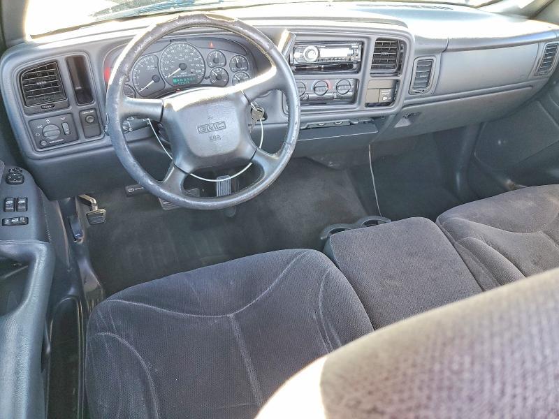 2002 GMC New Sierra C1500