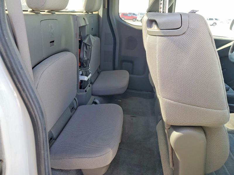 2013 Nissan Frontier s