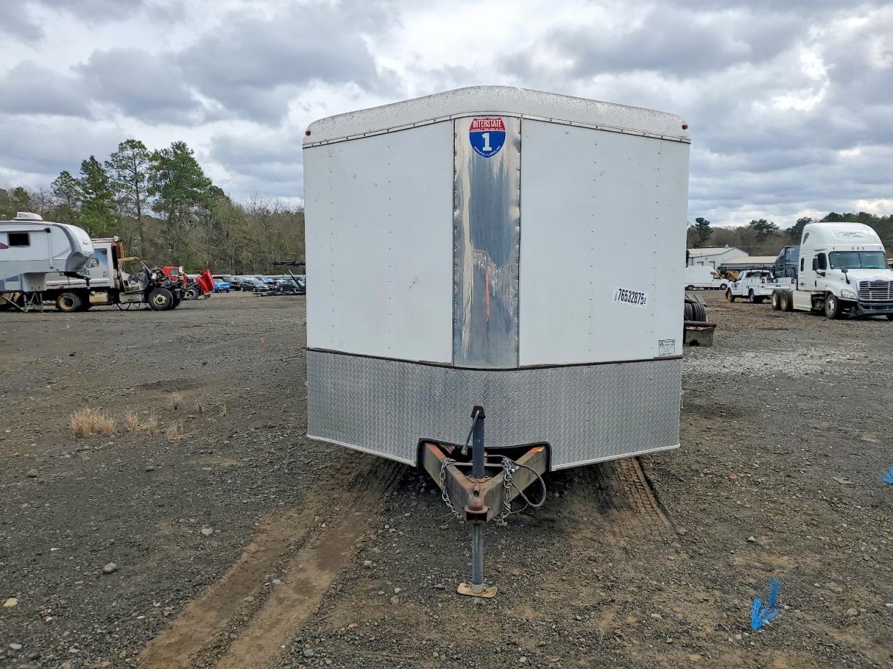2015 Intercargo 2015 Intersate WD826TA3XLT Enclosed Cargo Trailer