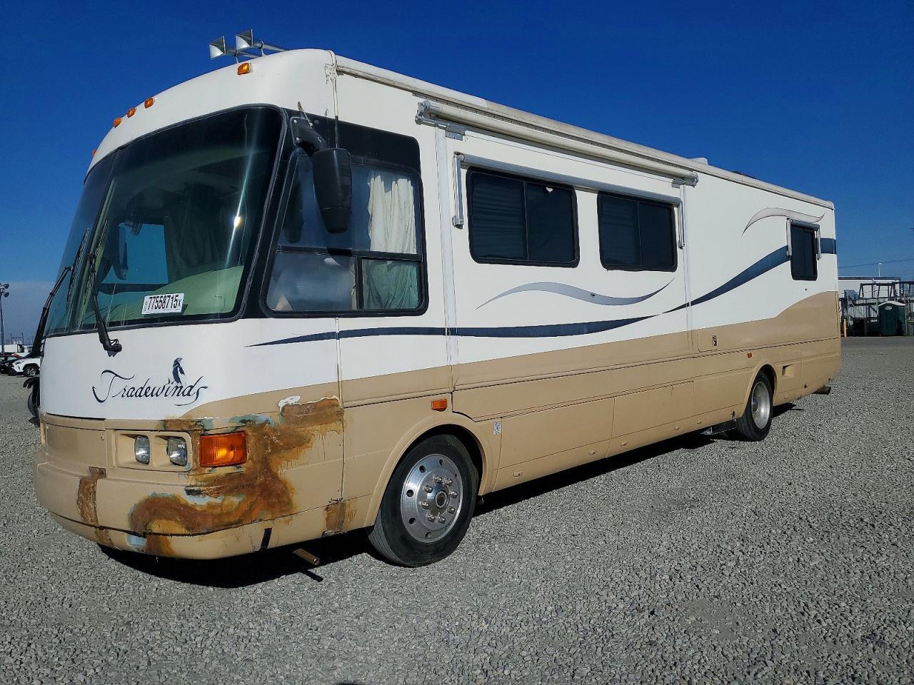 1998 Freightliner XC Chassis RV