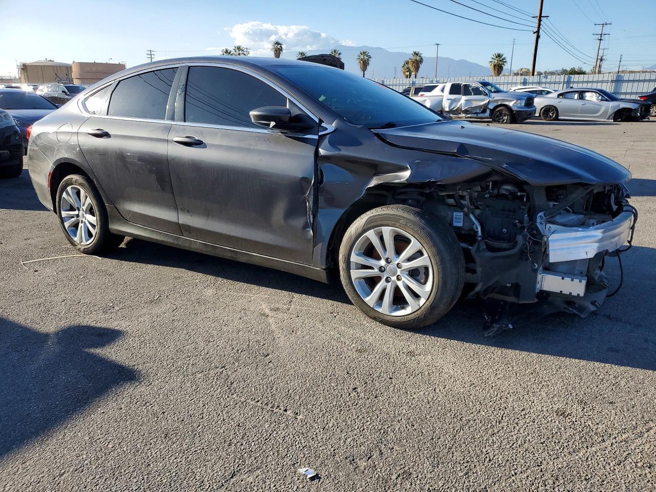 2015 Chrysler 200 Limited