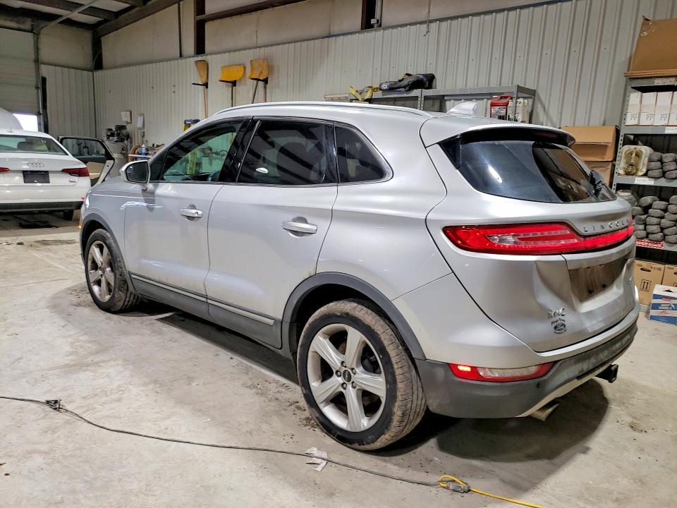2015 Lincoln Townhouse MKC