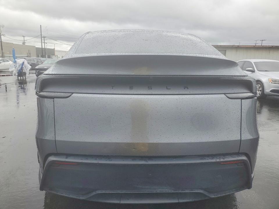 2026 Tesla Model y