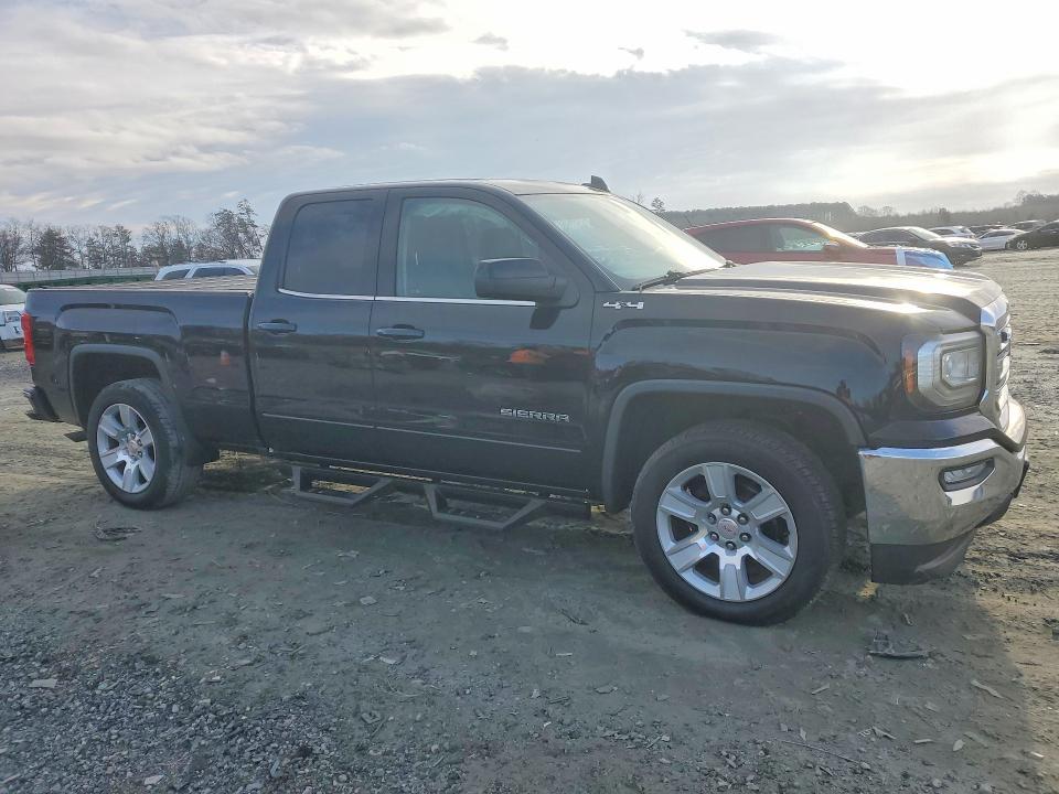 2017 GMC Sierra K1500 sle