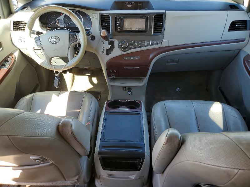 2013 Toyota Sienna xle