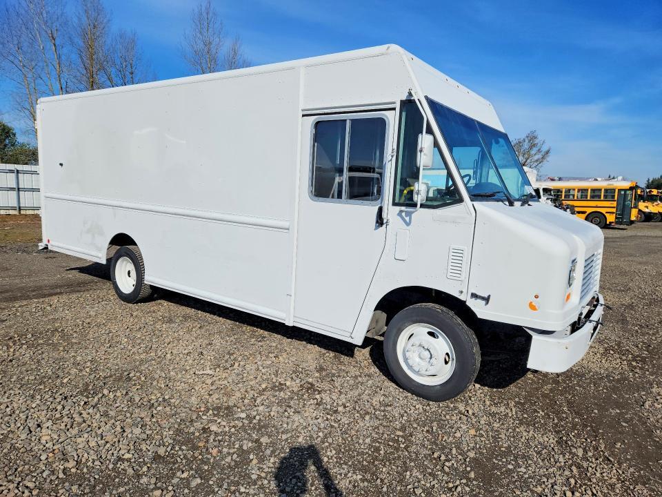 2015 Ford F59 Delivery Truck