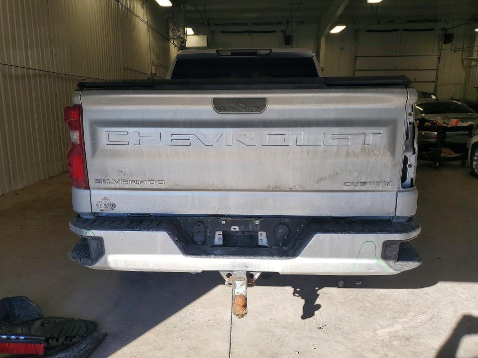 2021 Chevrolet Silverado K1500 Custom