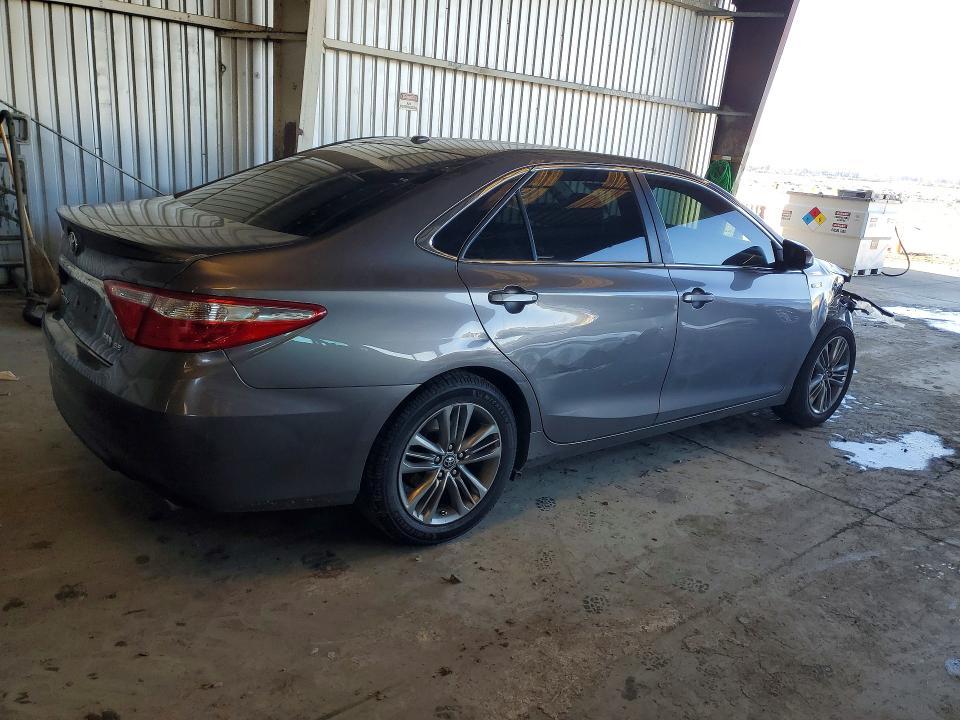 2016 Toyota Camry Hybrid