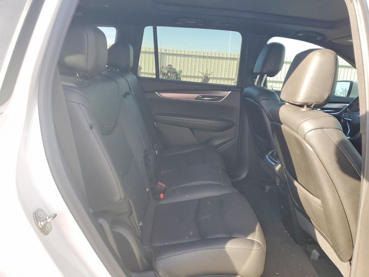 2021 Cadillac XT6 Luxury