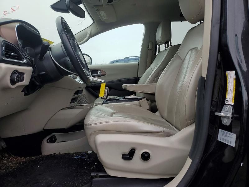 2017 Chrysler Pacifica Touring l Plus