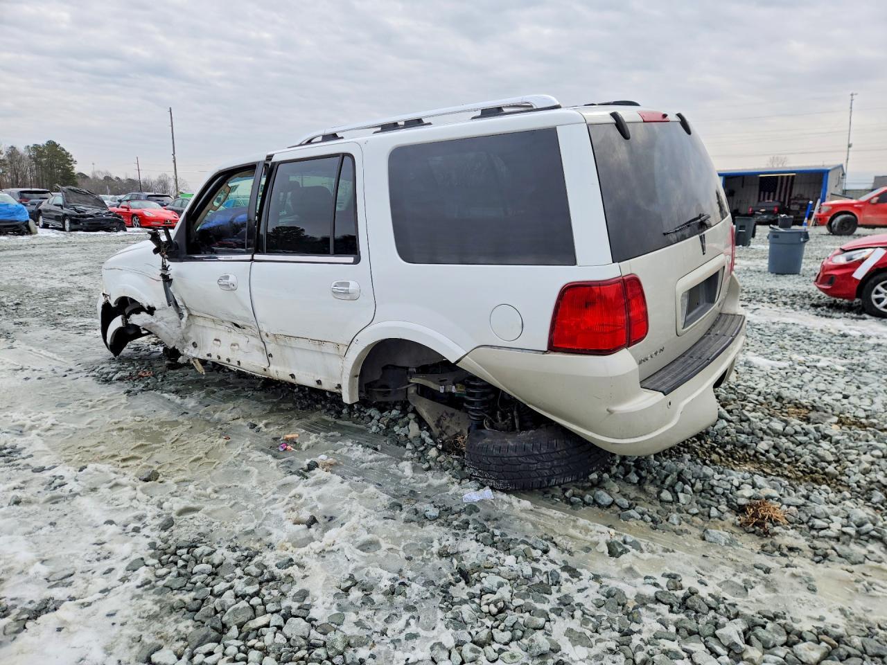 2004 Lincoln Navigator