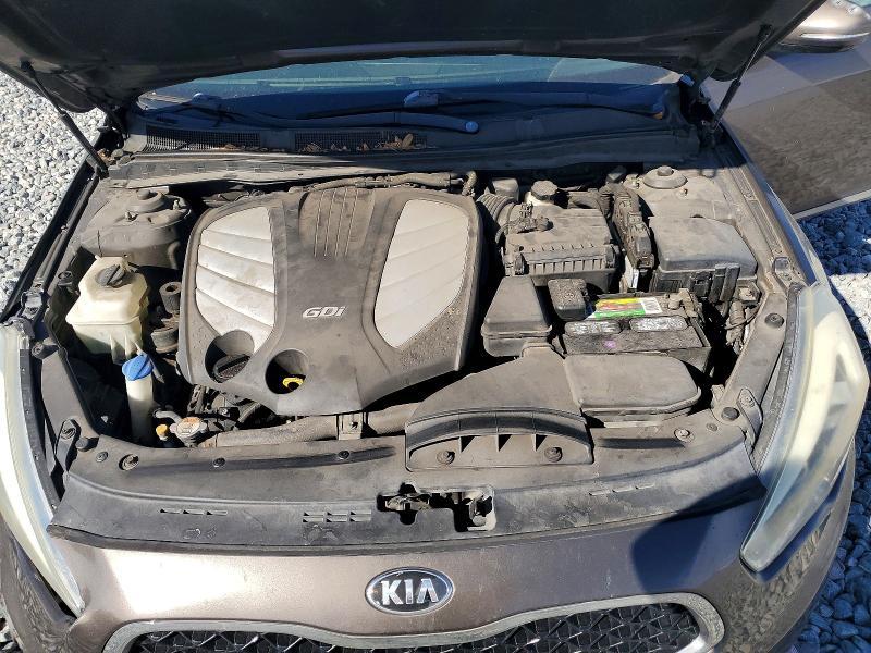 2014 KIA Cadenza Premium