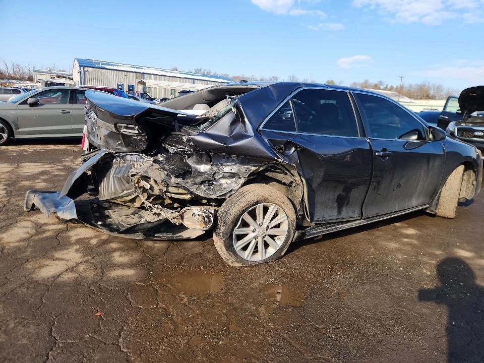 2012 Toyota Camry xle V6