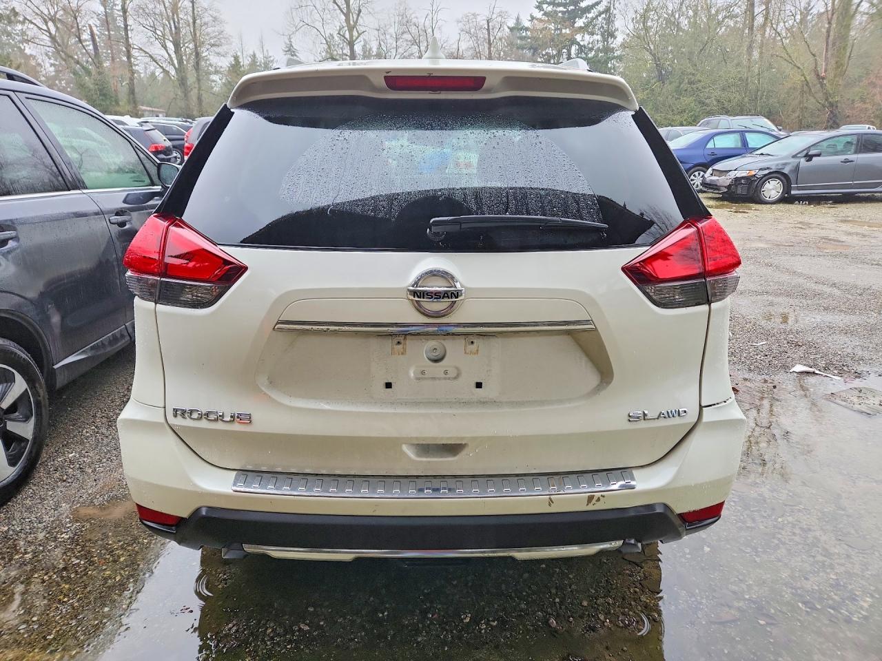 2017 Nissan Rogue sl