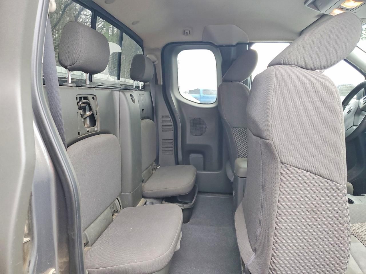 2019 Nissan Frontier s