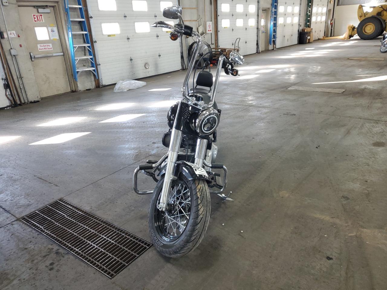 2017 Harley-Davidson FLS Softail Slim