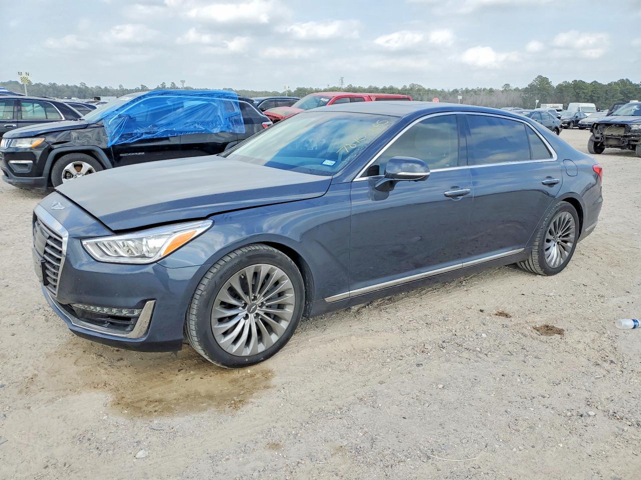 2017 Genesis G90 Premium
