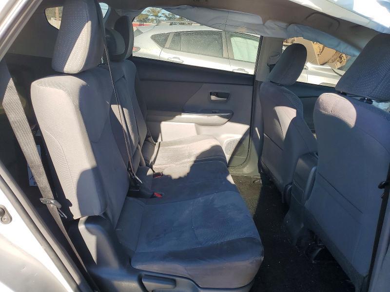 2013 Toyota Prius v