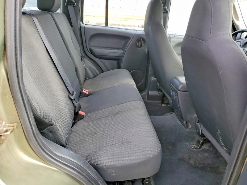 2004 Jeep Liberty Sport