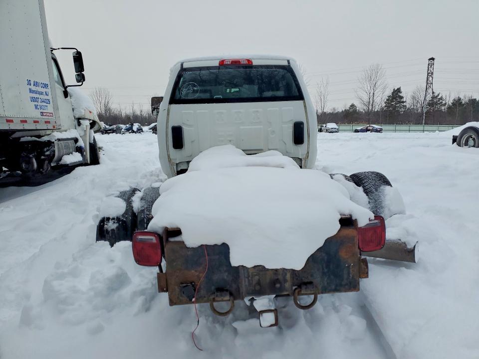 2016 Chevrolet Silverado Truck cab and Chassis