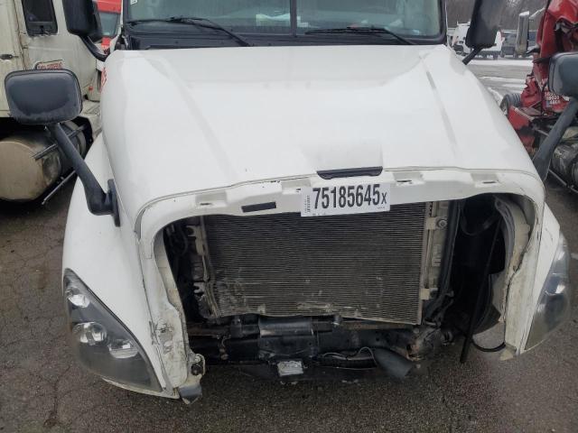 2018 Freigliner 2018 Freightliner Cascadia 125 Semi Truck